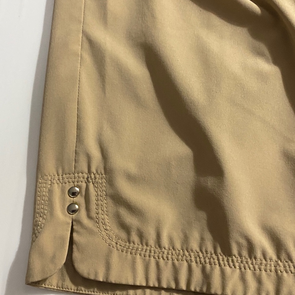 Zenergy Golf by Chico’s Cropped Pants, Sz 8, Chico’s Sz 1, Neutral, Minimalist - Picture 5 of 11